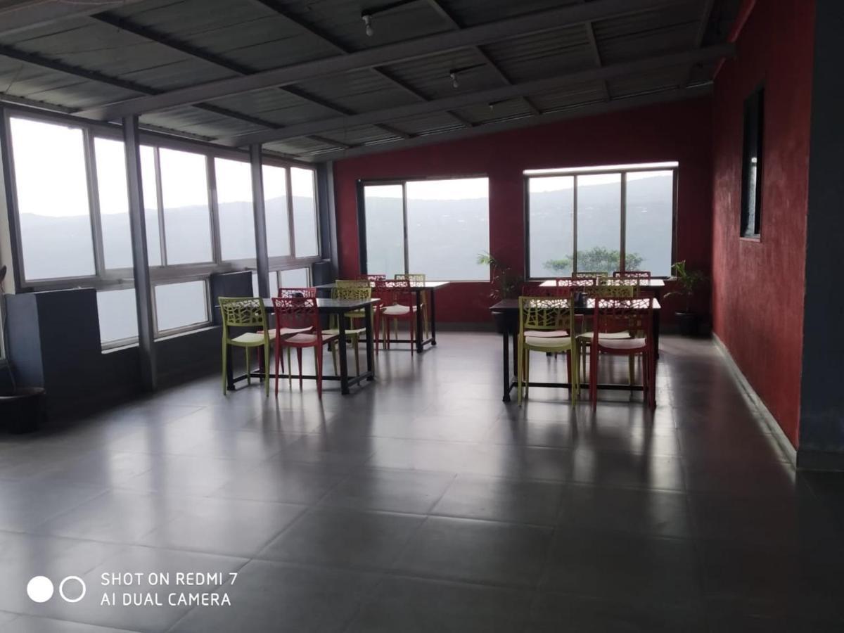 Signature Inn Mahabaleshwar Exterior photo